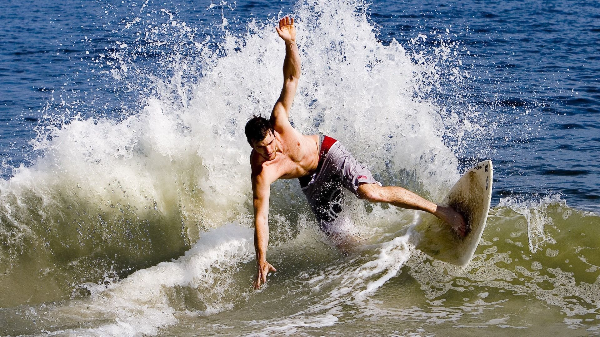 “2025世界运动会：高新体育中心沙滩排球赛事成观众亮点”